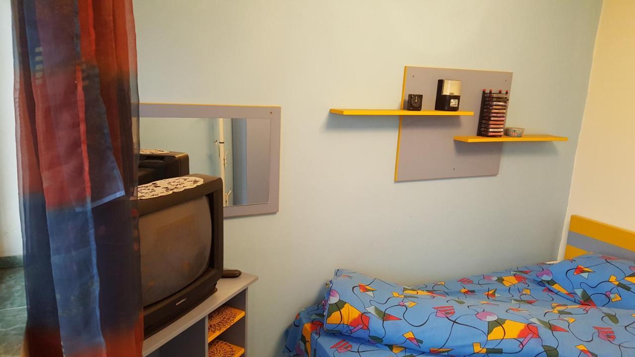 Bed and Breakfast Casele Lena Aldesti  Zewnętrze zdjęcie